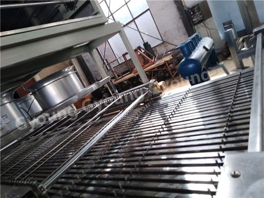 Çin Paslanmaz Çelik Erişte Fabrikası Makinesi / Anında Şehriye Üretim Hattı Tedarikçi