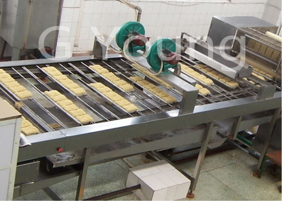 50-100g / Kek Anlık Şehriye Üretim Hattı 200 000 Kek 800mm Rulo Kızarmış Çanta Tedarikçi