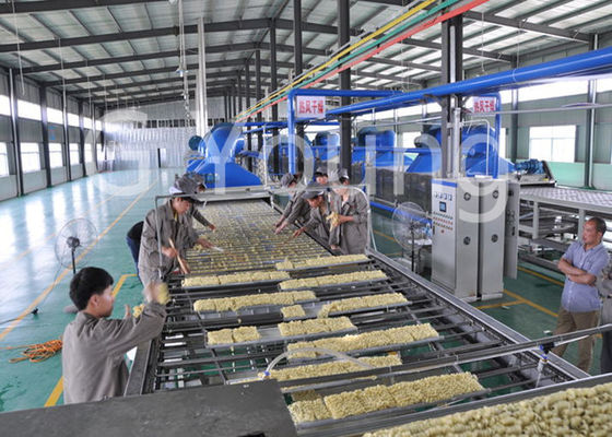 200 000 Kek / 8H Şehriye Ekipmanları 720mm Rulo Kızarmış Çanta 65g / Kek Tedarikçi